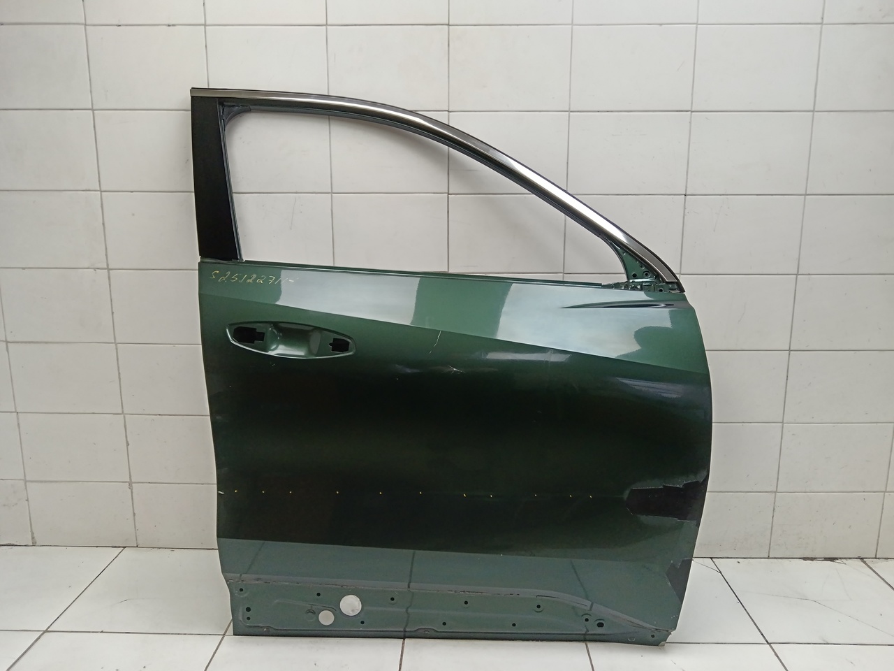 Дверь передняя правая на Geely Atlas 2 2023>