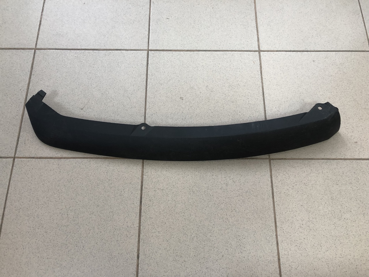 Накладка бампера переднего на Ford Focus 3 2011-2019