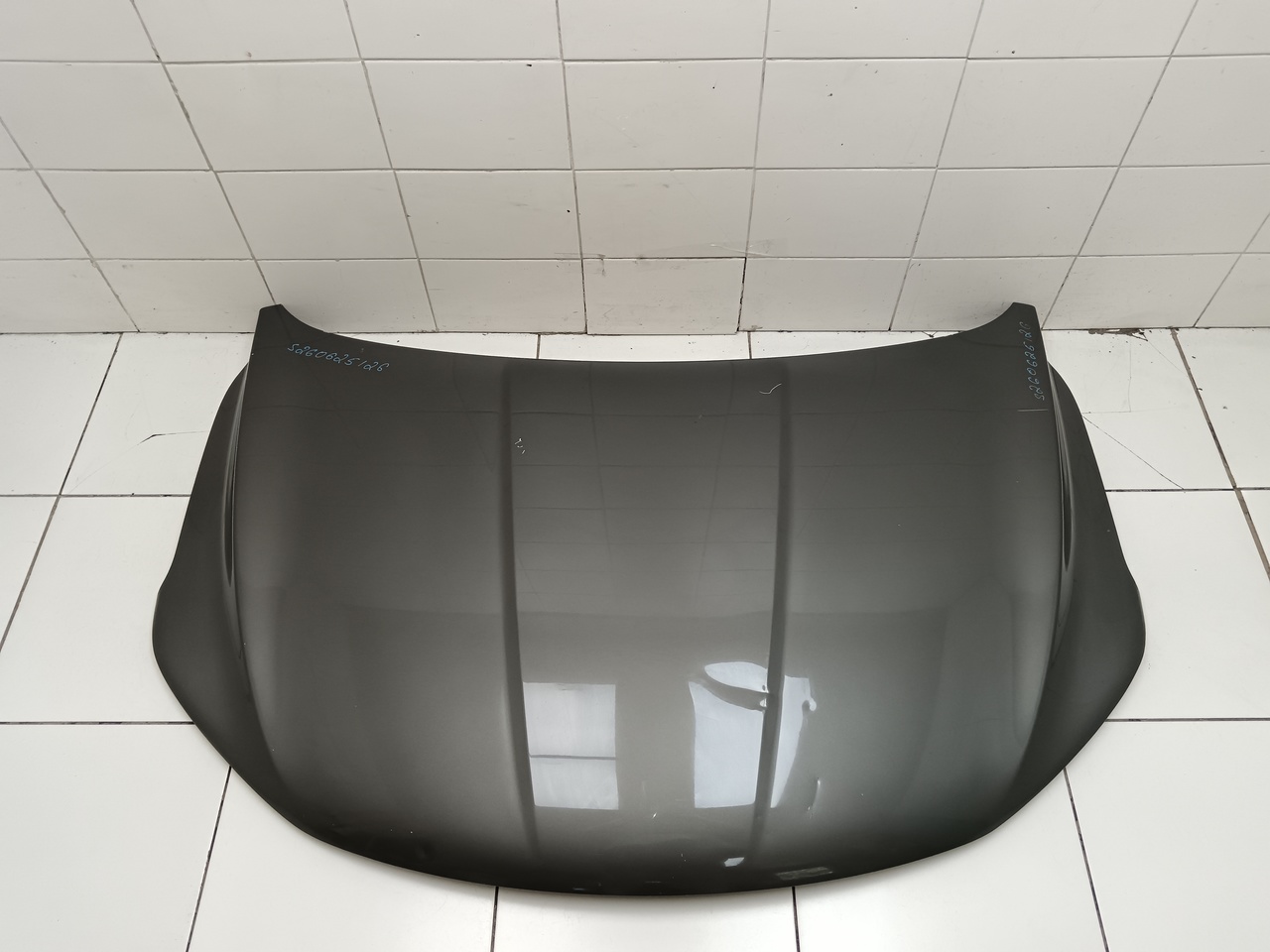Капот на Belgee X50 2019> / Geely Coolray 2019>