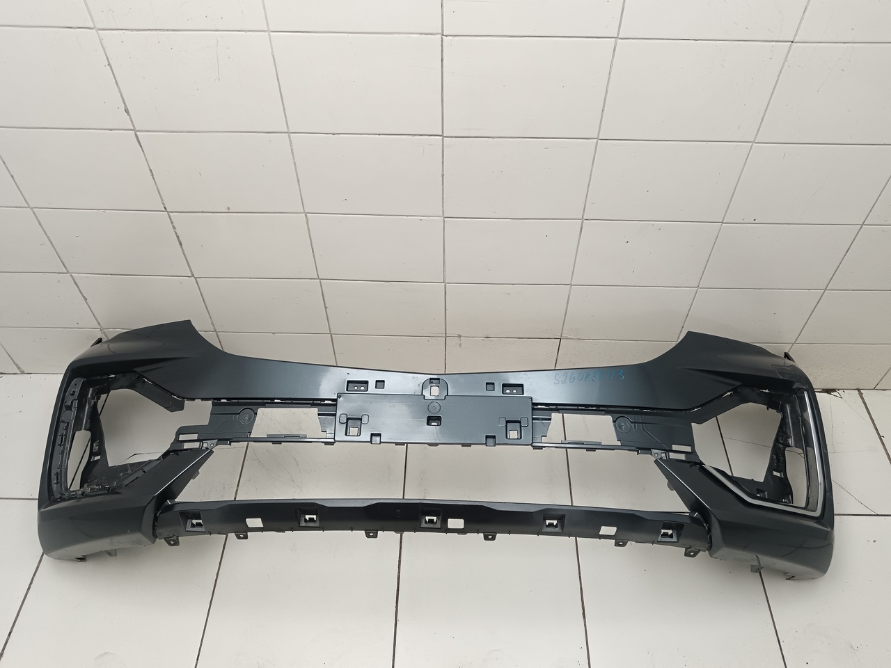 Бампер передний на Geely Monjaro 2021>