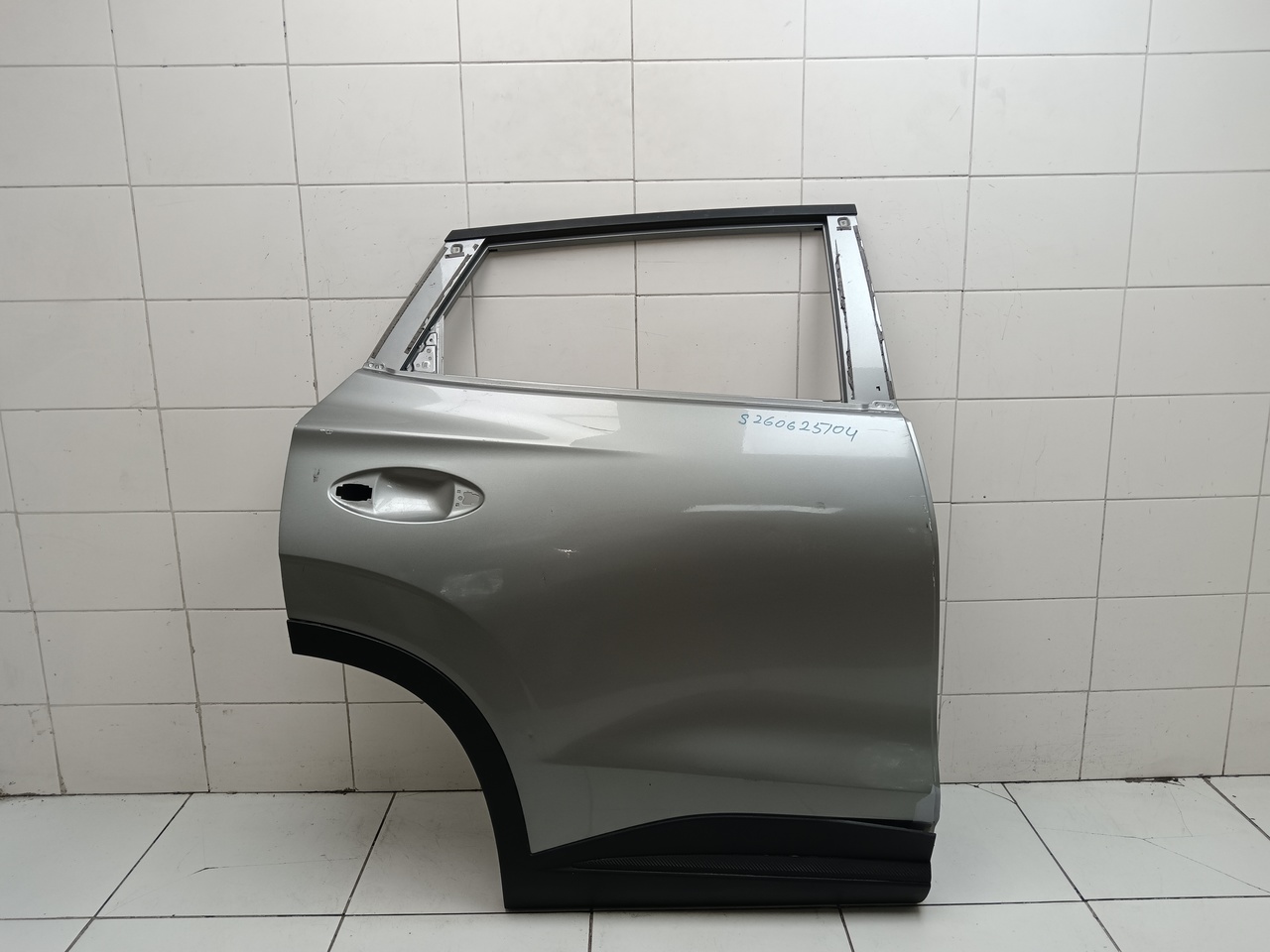 Дверь задняя правая на Omoda C5 2021>