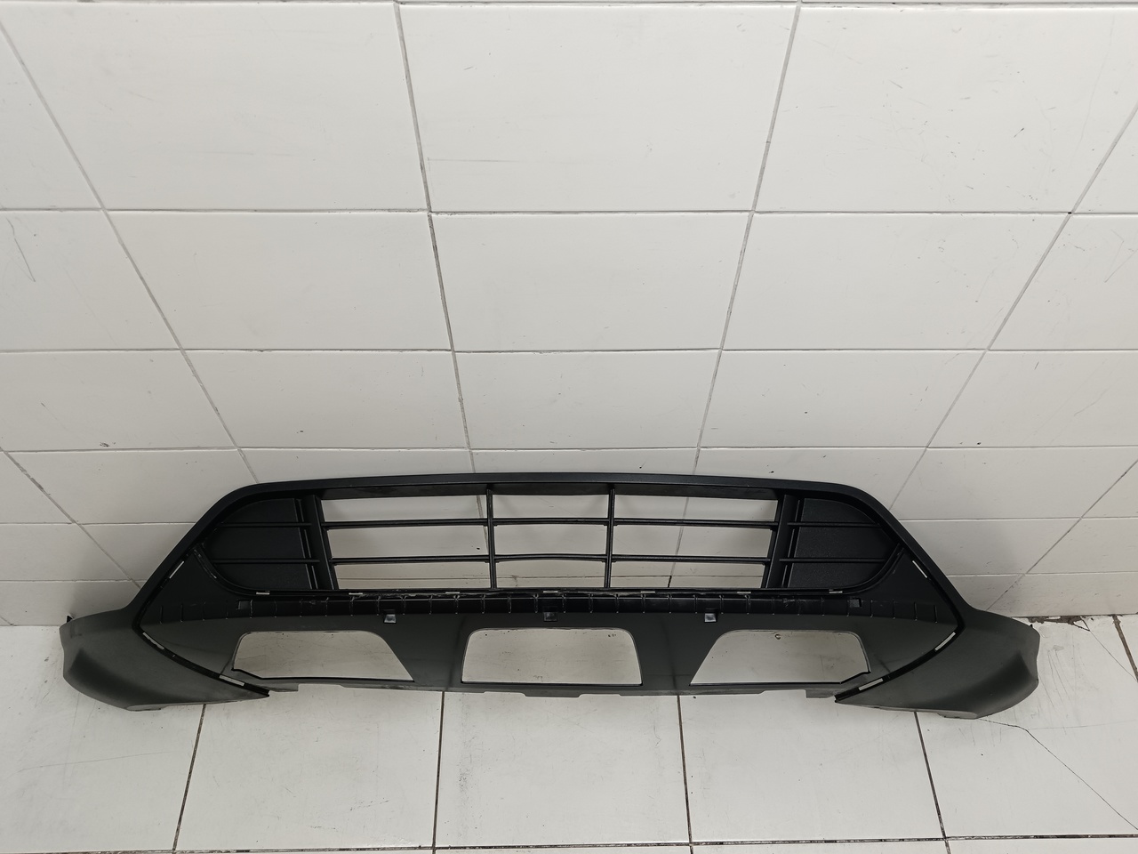 Юбка передняя на Ford Kuga 2 2012-2019