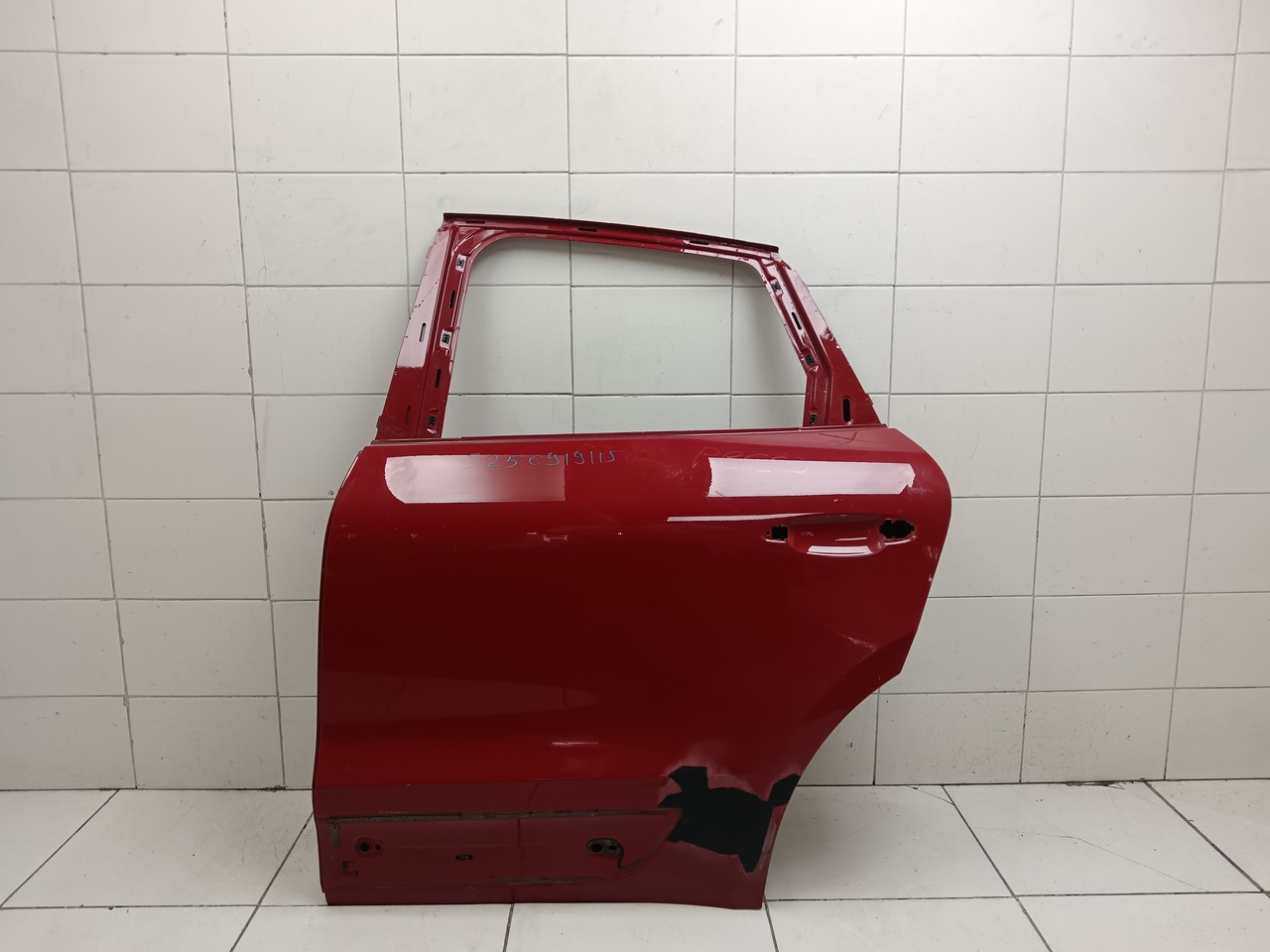 Дверь задняя левая на Porsche Macan 2013>