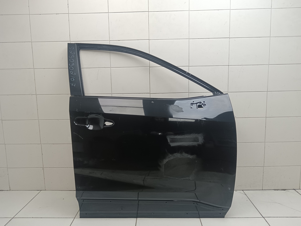 Дверь передняя правая на Toyota RAV4 XA50 2019>