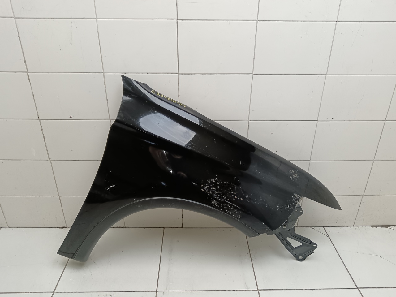 Крыло переднее правое на Mitsubishi Outlander 3 (GF) 2012>