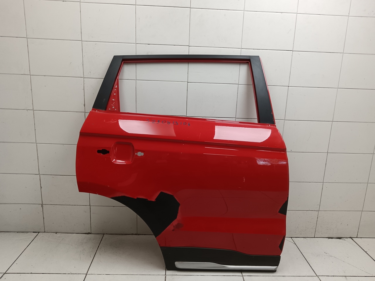 Дверь задняя правая на Geely Atlas Pro 2019>