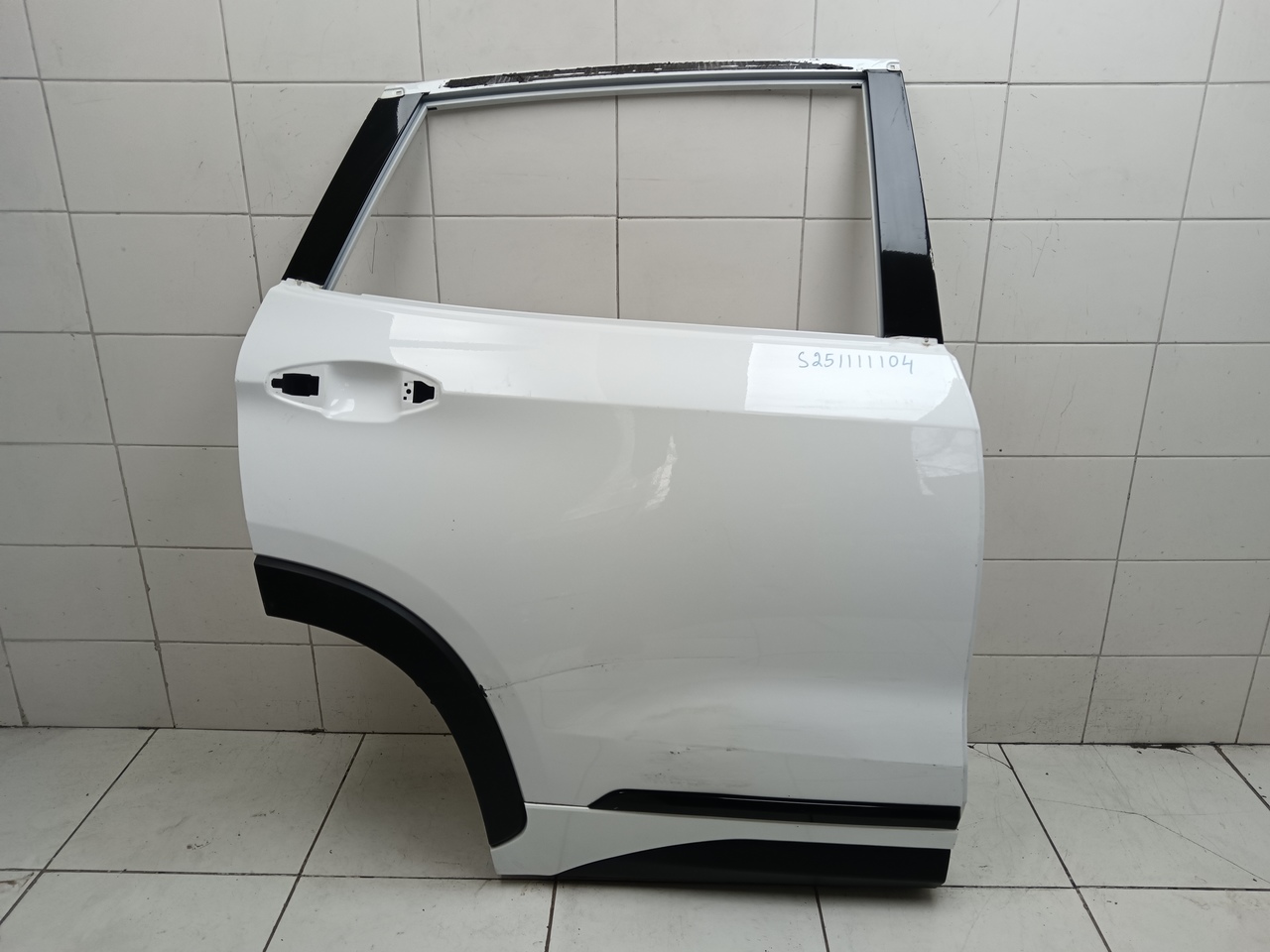 Дверь задняя правая на Exeed LX T1C 2019>