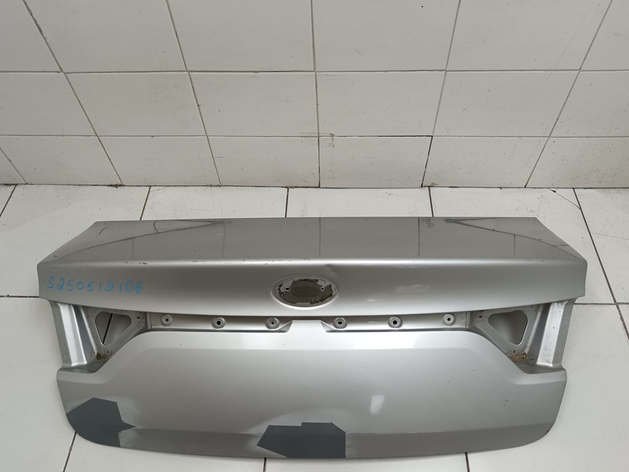 Крышка багажника на Kia RIO 4 2017>