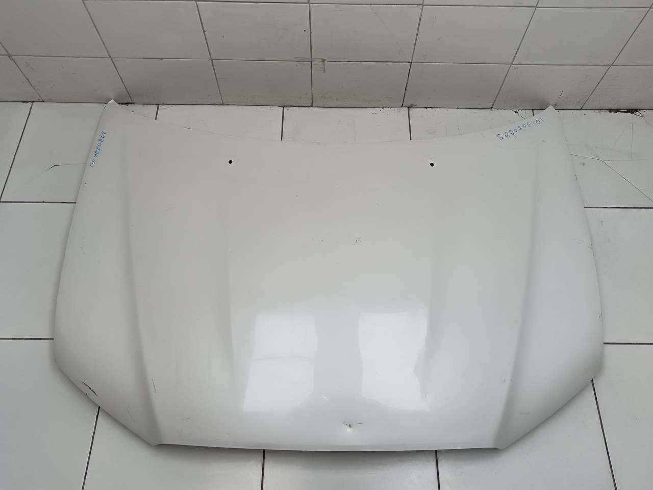 Капот на Mitsubishi ASX 2010>