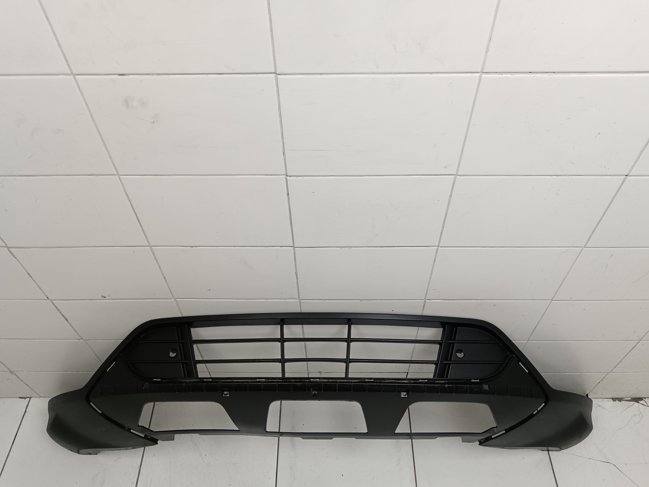 Юбка передняя на Ford Kuga 2 2012-2019