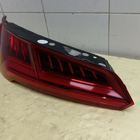 Фонарь задний наружный левый на Audi Q5 8OA 2017>