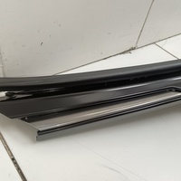 Решетка радиатора на Toyota RAV 4 2013-2019