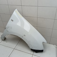 Крыло переднее правое на Renault Sandero 2 2014> / Renault Logan 2 2014>