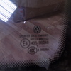 Стекло кузовное глухое левое на VW Touran 2003-2010