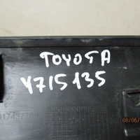 Накладка двери багажника на Toyota RAV4 XA50 2019>