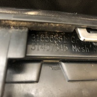 Решетка радиатора на Volvo XC40 2018>