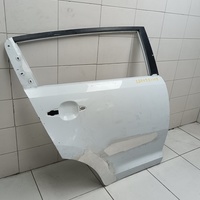 Дверь задняя правая на Kia Sportage 3 2010-2015