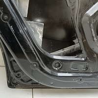 Дверь задняя левая на Geely Atlas 1 2017-2022 / Geely Atlas Pro 2019> / Belgee X70 2024>