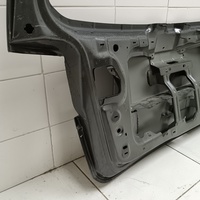 Дверь багажника на VW Touran 2010-2016