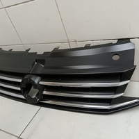 Решетка радиатора на VW Polo  (Sed RUS) 2011-2020