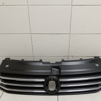 Решетка радиатора на VW Polo  (Sed RUS) 2011-2020