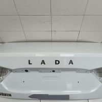 Крышка багажника на Lada Vesta 2015>