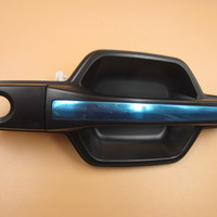 Ручка двери передней правой на Mitsubishi Pajero / Montero 3 (V6, V7) 2000-2006