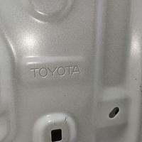 Дверь задняя правая на Toyota RAV4 XA50 2019>