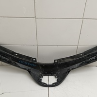 Решетка радиатора на Toyota RAV 4 2013-2019