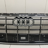 Решетка радиатора на Audi Q8 2018>