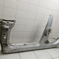 Порог левый на Nissan Tiida (C11) 2007-2015