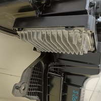 Фара правая на Geely Atlas 2 2023>