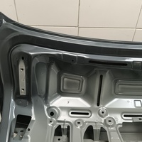 Крышка багажника на Geely Preface 2020>