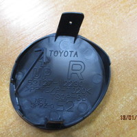 Заглушка бампера переднего на Toyota Corolla E15 2006-2013