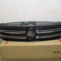Решетка радиатора на VW Tiguan 1 2011-2016