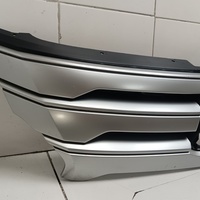 Решетка радиатора на Mitsubishi Pajero / Montero Sport (KS) 2015>