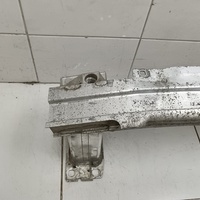 Усилитель бампера переднего на VW Touareg 3 2018>