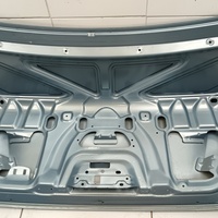 Крышка багажника на Ford Focus 2 2005-2008 / Ford Focus 2 2008-2011