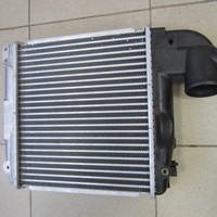 Радиатор интеркулера на Toyota Hi Lux 2005-2015
