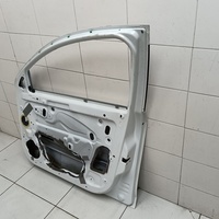 Дверь передняя правая на Lada Vesta 2015>