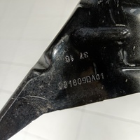 Крыло переднее правое на Peugeot 3008 2016>