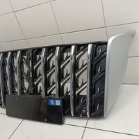 Решетка радиатора на Hongqi HS5 2019>