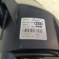 Фара противотуманная правая на Audi A4 B7 2005-2007