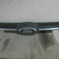 Решетка радиатора на Ford Focus 3 2011>