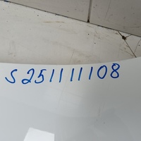 Капот на Lada Vesta 2015>