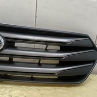 Решетка радиатора на Hyundai Creta 1 2016-2021