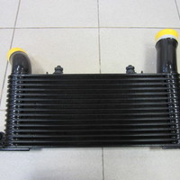 Радиатор интеркулера на Mitsubishi Pajero / Montero 4 (V8, V9) 2007>