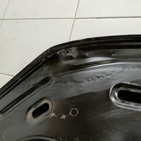 Капот на Lada Vesta 2015>