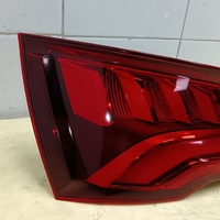 Фонарь задний наружный левый на Audi Q5 8OA 2017>