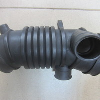 Патрубок воздушного фильтра на Mitsubishi Pajero / Montero Sport (K9) 1998-2008